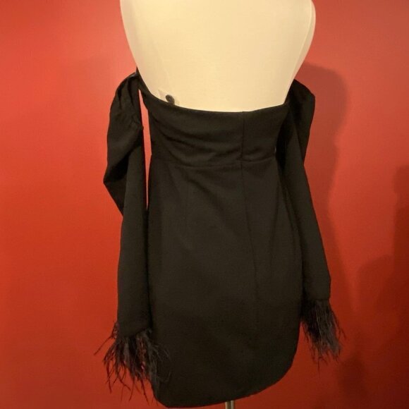 Fashion Nova Women's Mayala Off Shoulder Dress - Size 1X - NWT - Picture 4 of 6